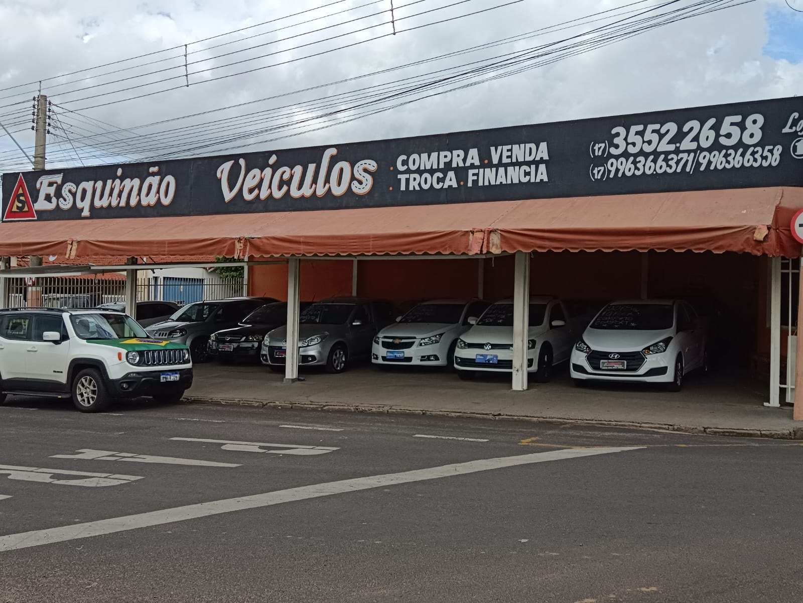 Esquinão Veículos Urupês - Área 17 - Seu guia de empresas em São José do Rio Preto e região.